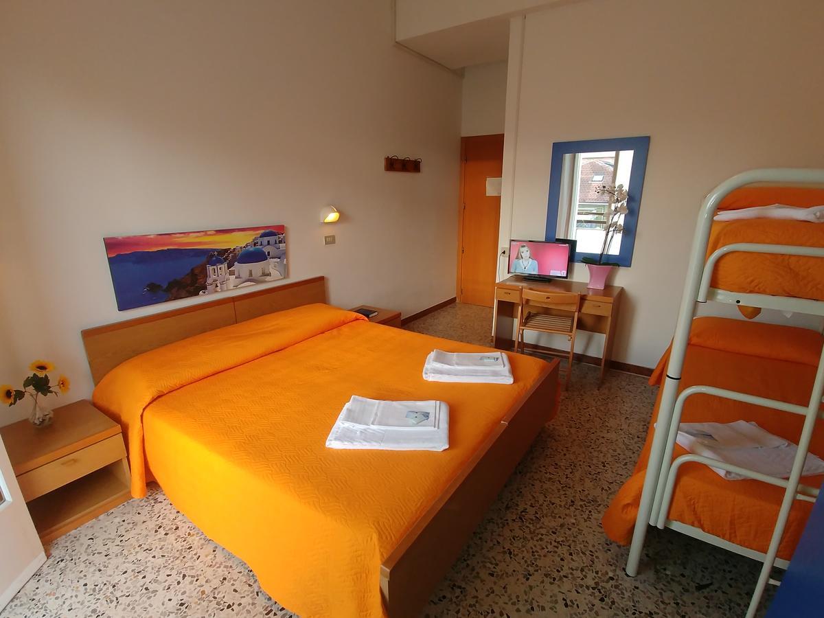 Hotel Marilena Viserbella di Rimini Exterior foto