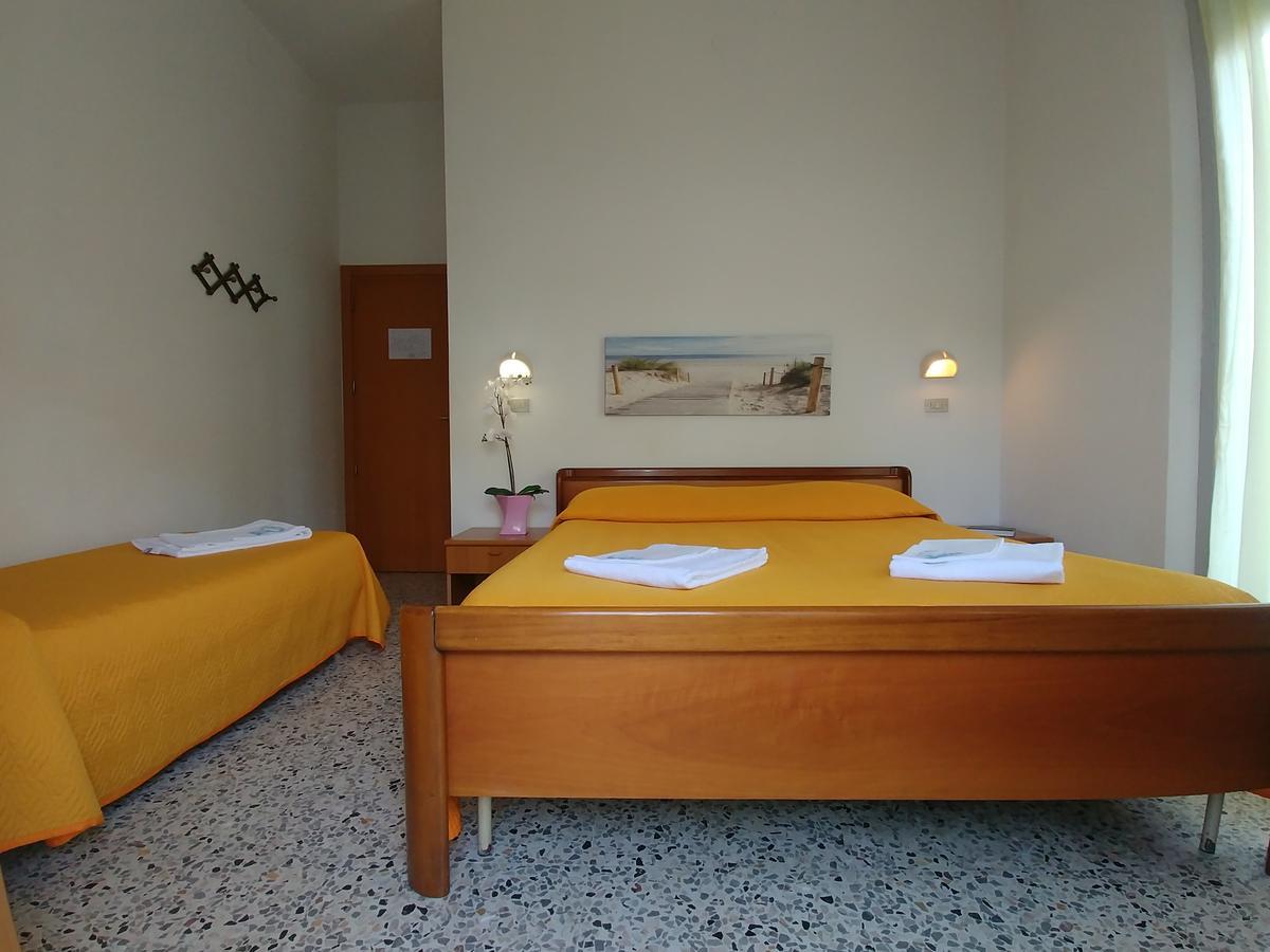 Hotel Marilena Viserbella di Rimini Exterior foto